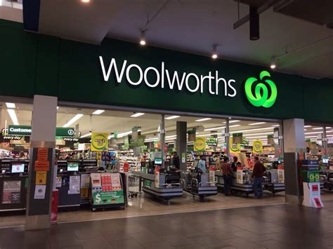 woolworths crown street locations.